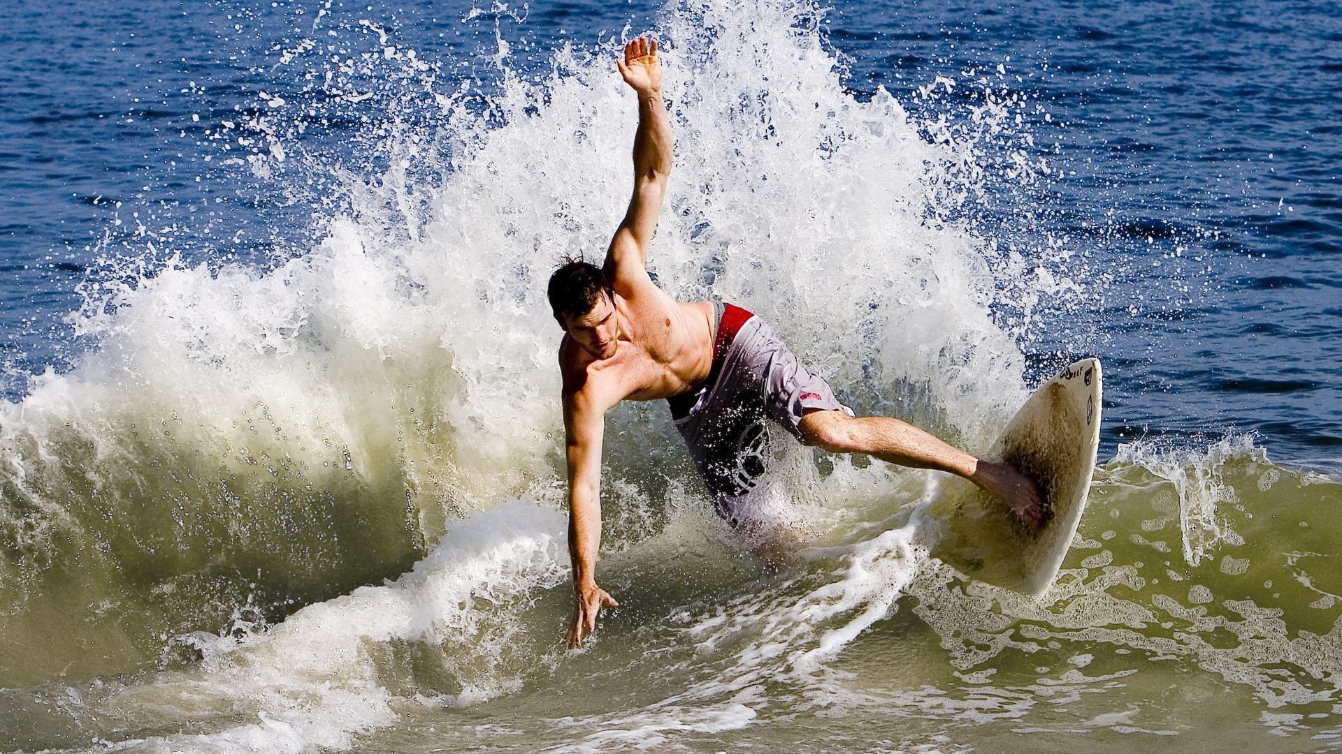 _湖人队造势反弹，士气高昂_，快速了解湖人队